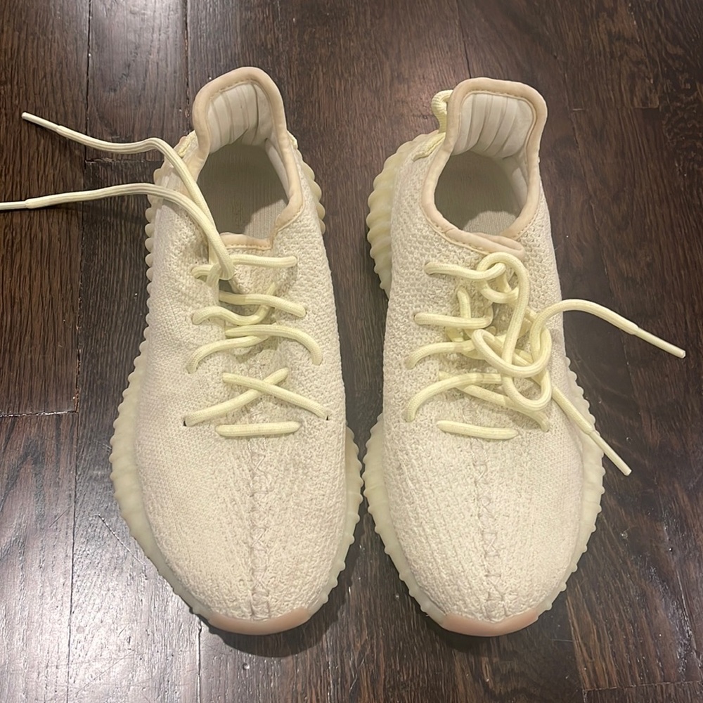 Yeezy Boost 350 Butter Mens 5.5 (fits women’s 6.5)